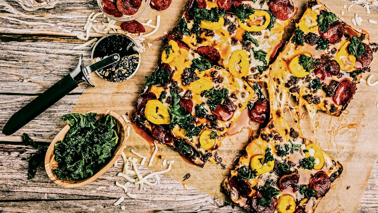 We the Pizza: Slangin' Pies and Savin' Lives (Muhammad Abdul-Hadi, Michael Carter, David Joachim)