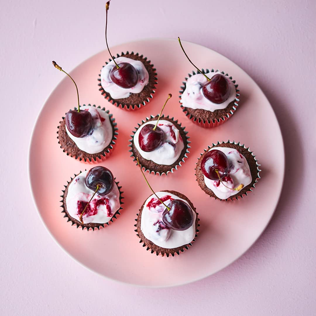 The Sweet Roasting Tin: One Tin Cakes, Cookies & Bakes (Rukmini Iyer)