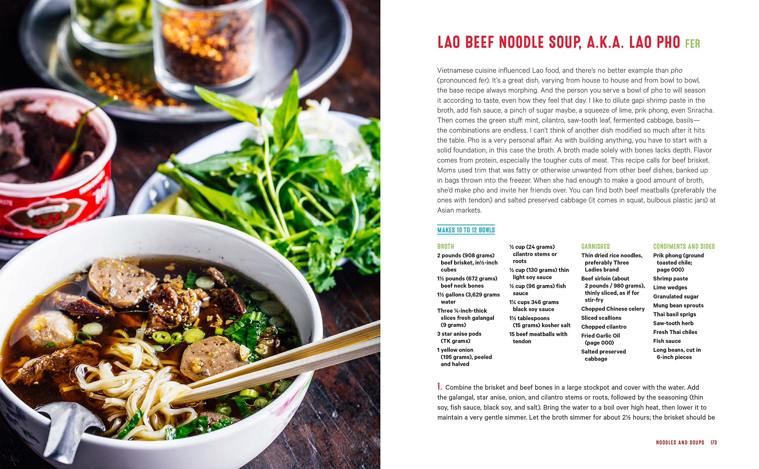 Hawker Fare: Stories & Recipes from a Refugee Chef's Isan Thai & Lao Roots (James Syhabout, Jon Birdsall)