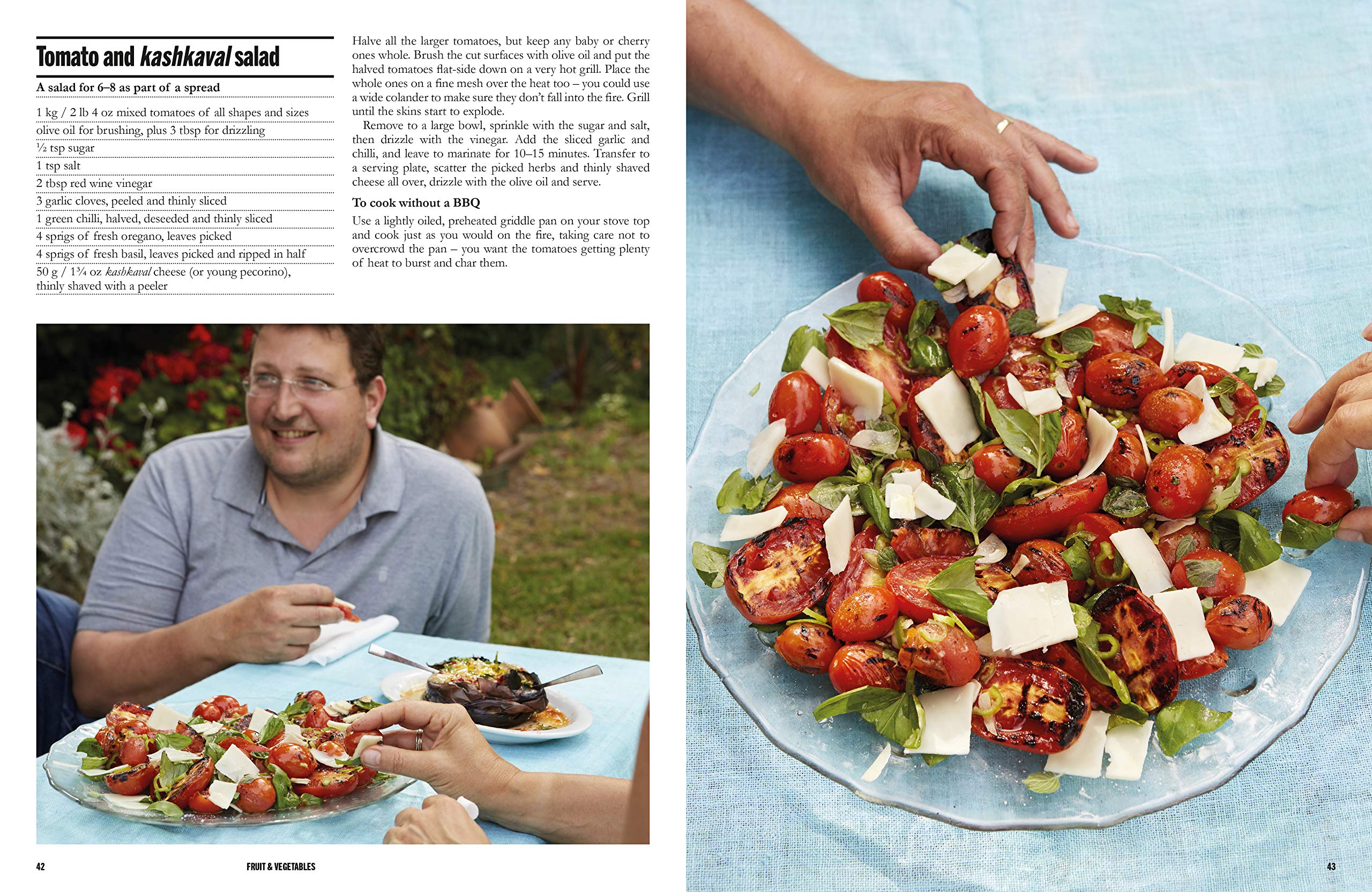 Honey & Co: Chasing Smoke: Cooking Over Fire Around the Levant (Itamar Srulovich, Sarit Packer)