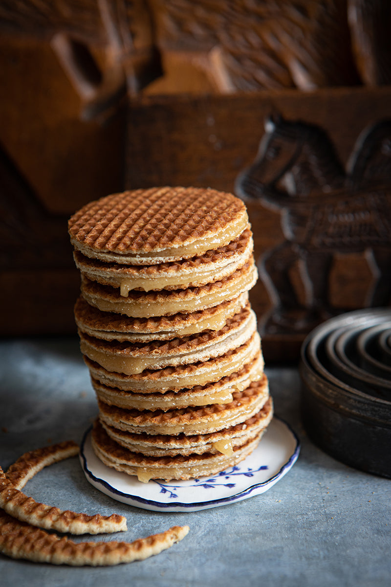 Dark Rye and Honey Cake: Festival Baking from Belgium, the Heart of the Low Countries (Regula Ysewijn) *Signed*