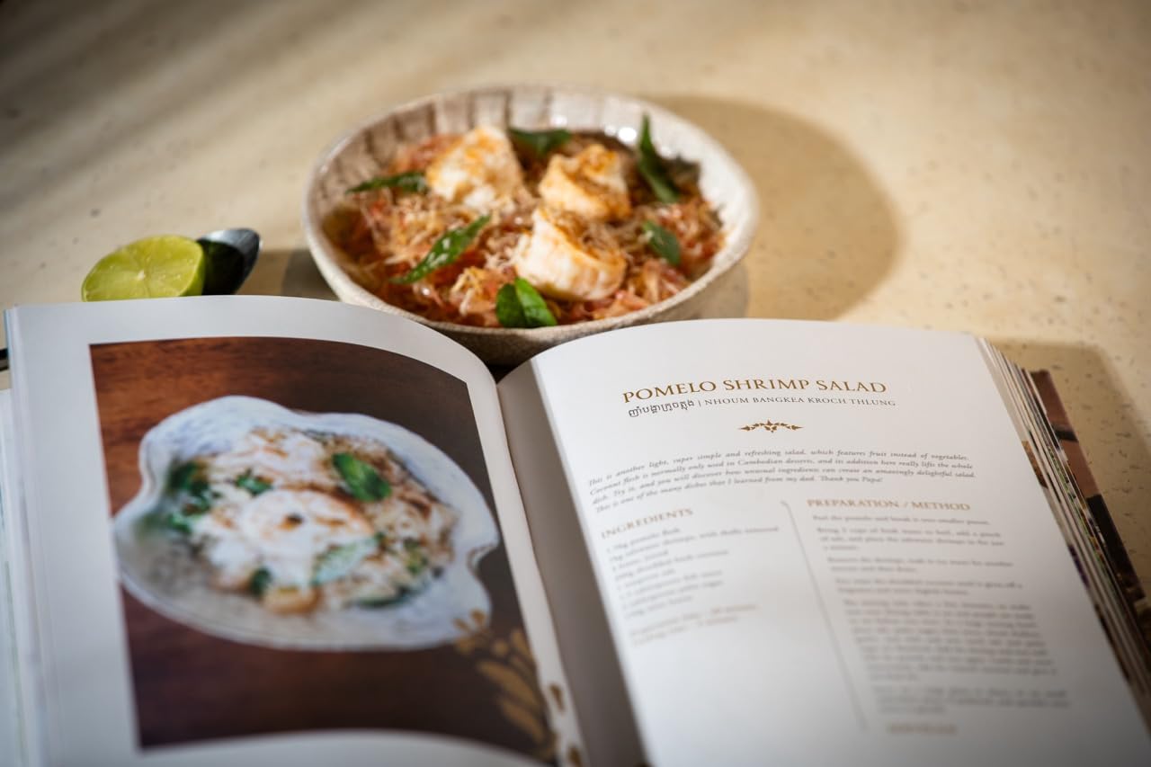 NHUM: Recipes from a Cambodian Home Kitchen (Rotanak Ros, Nataly Lee)