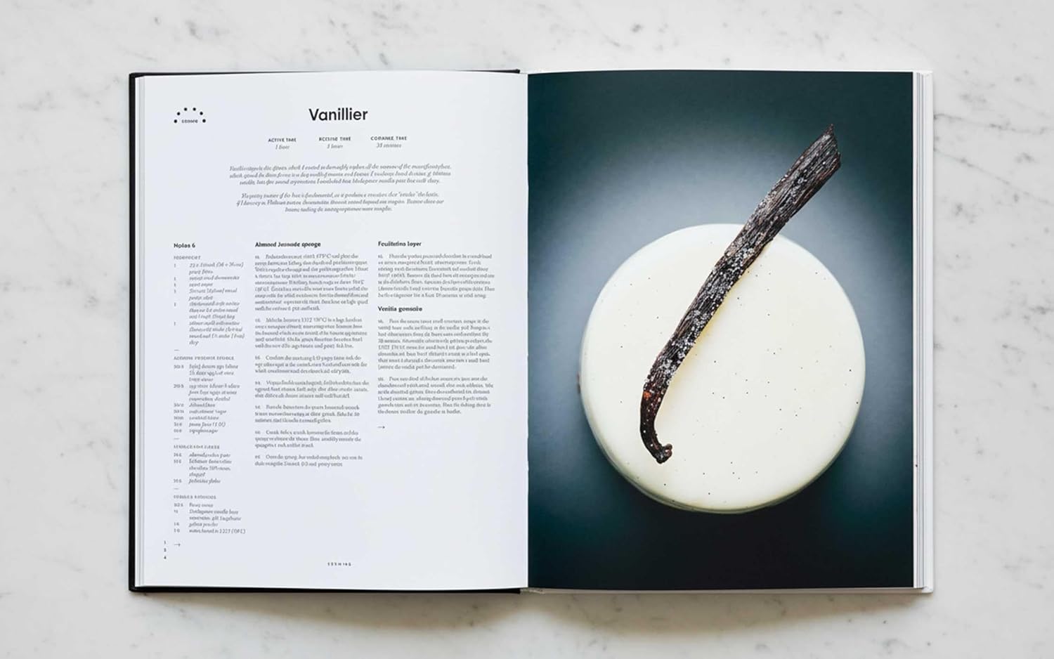 Gâteaux: Sweets (Mori Yoshida)