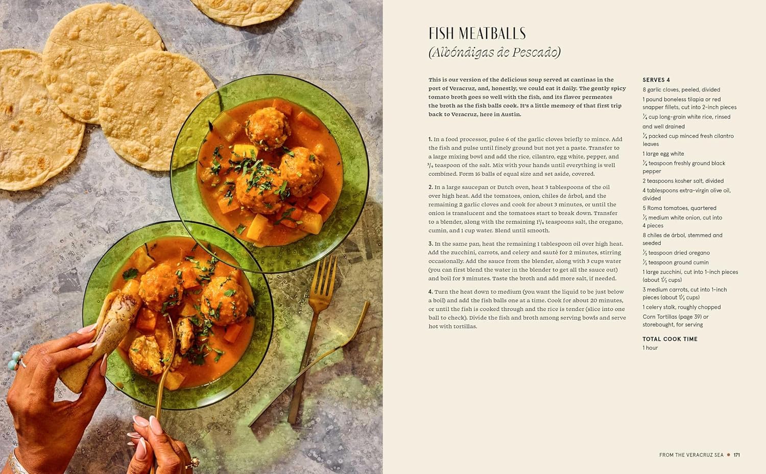 *Pre-order* Veracruz All Natural: Fresh Mexican Recipes from Our American Home (Reyna Vazquez & Maritza Vazquez)
