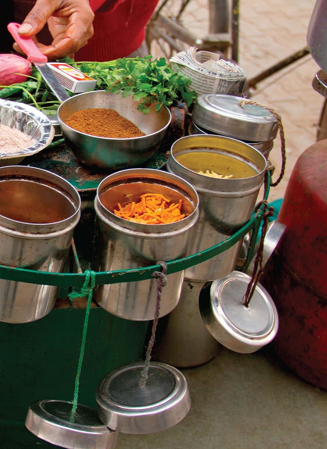 India Local: Classic Street Food Recipes (Sonal Ved)
