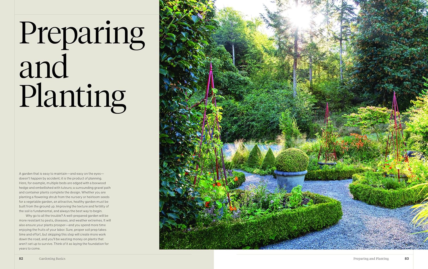 Martha Stewart's Gardening Handbook: The Essential Guide to Designing, Planting, and Growing (Martha Stewart)