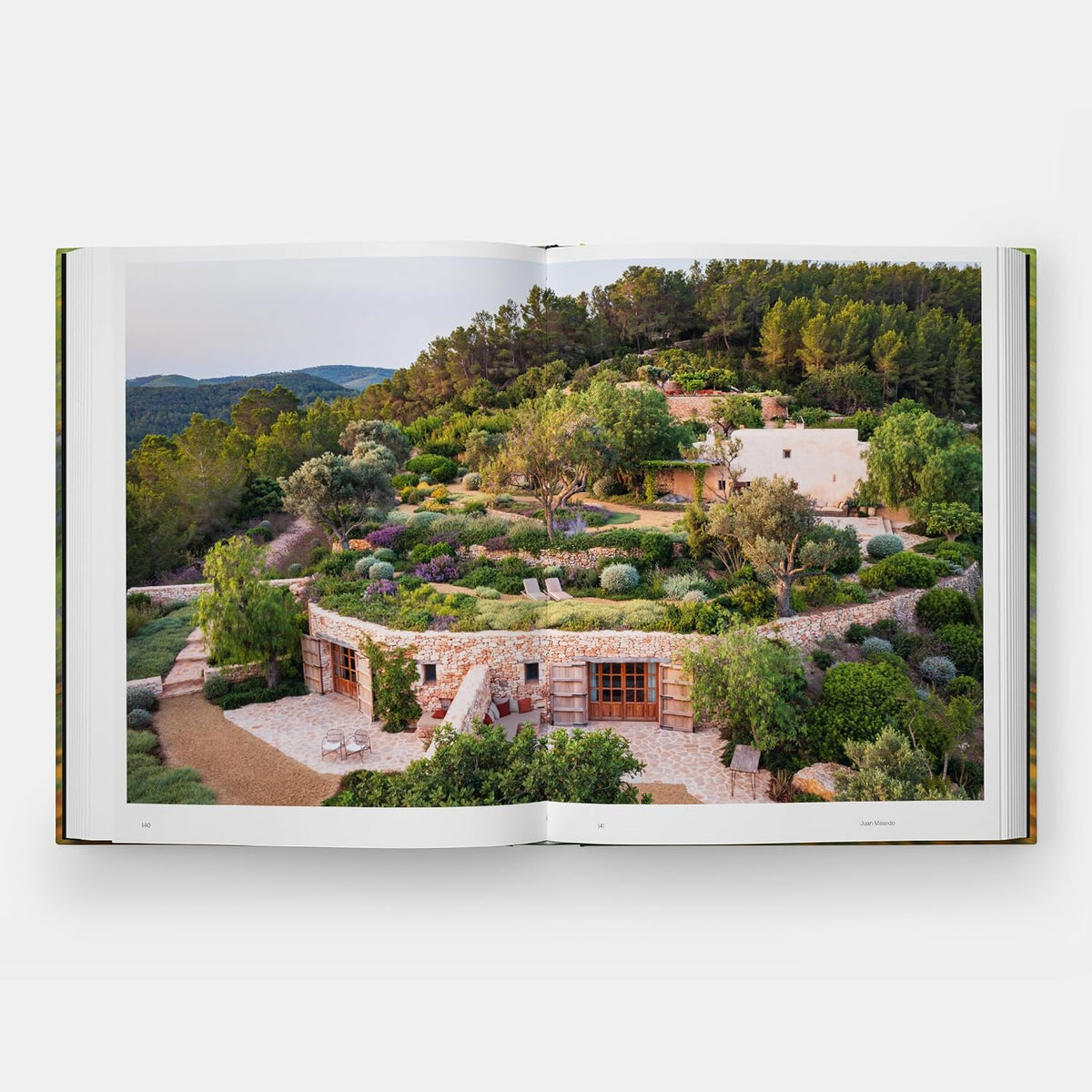 *Pre-order* Into the Garden: Private Sanctuaries Around the World (Phaidon Editors, Clare Foster, Juliet Roberts, Colleen Morris)