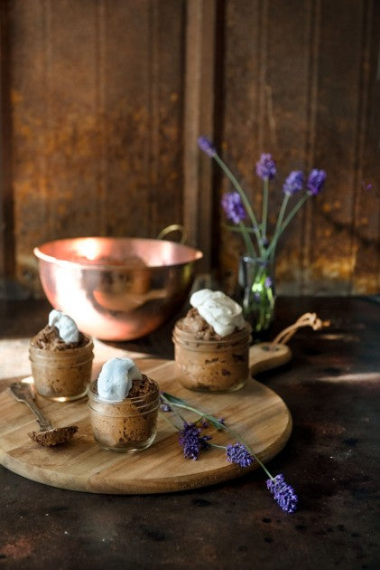 Bisous and Brioche: Classic French Recipes and Family Favorites from a Life in France (Laura Bradbury, Rebecca Wellman)