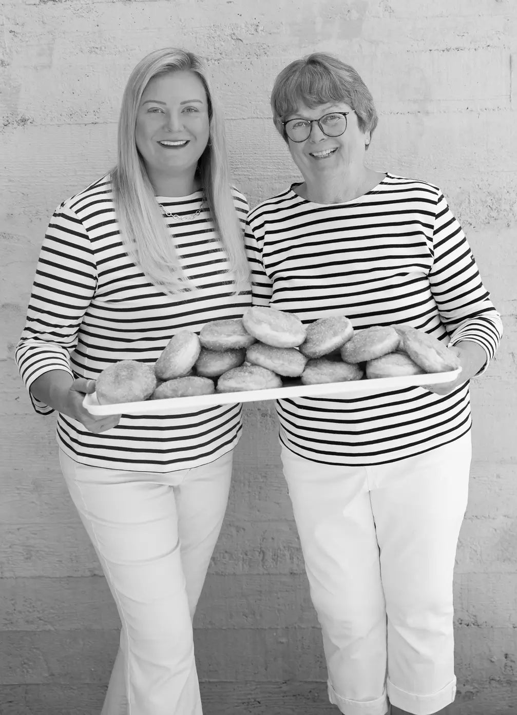 *Pre-order* The Model Bakery: A Second Helping (Karen Mitchell, Sarah Mitchell Hansen)