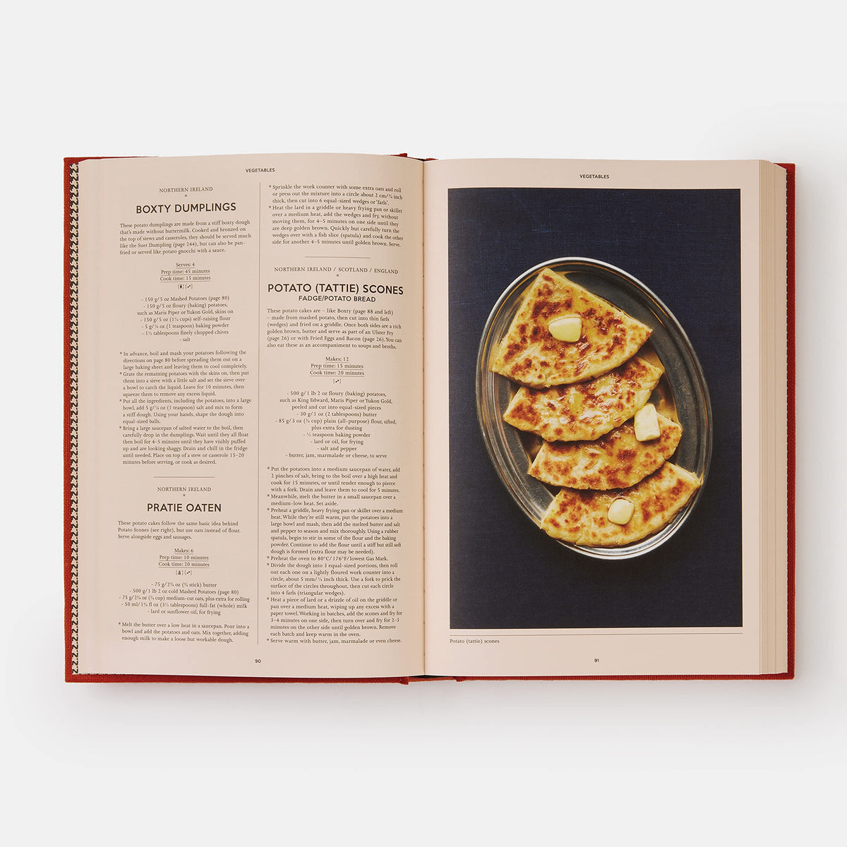 The British Cookbook: authentic home cooking recipes from England, Wal ...