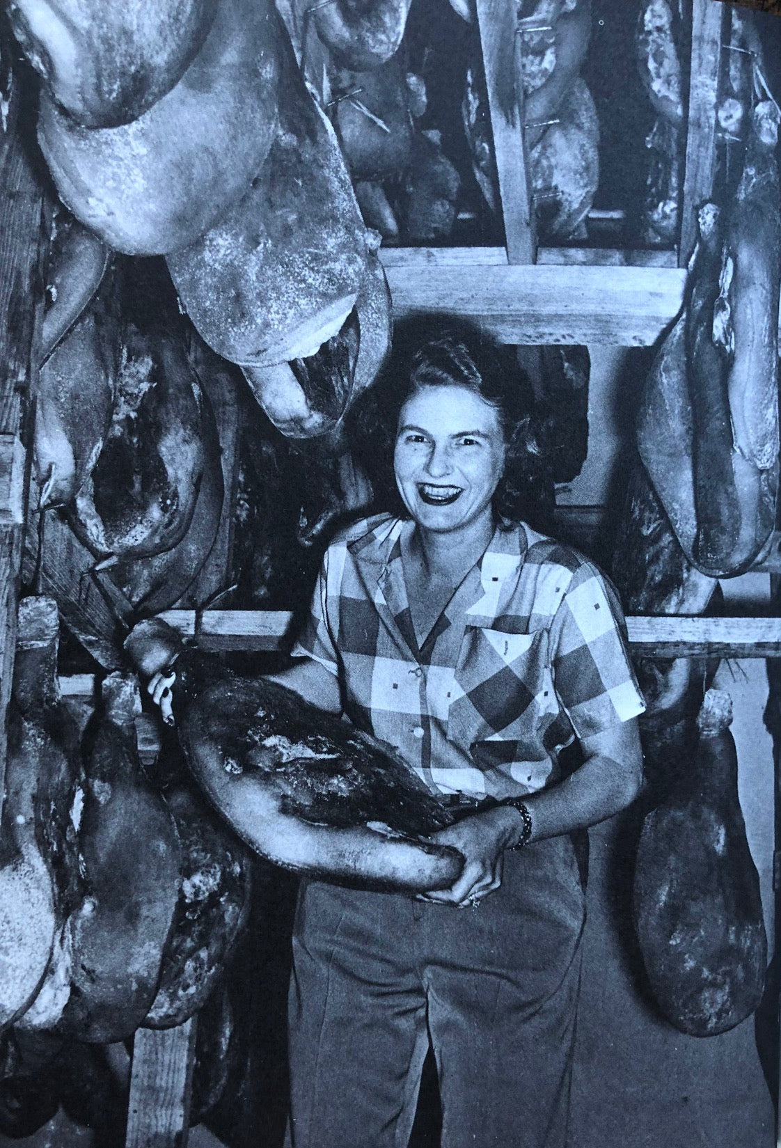 (Outdoors) Betty Talmadge with Jean Robitscher & Carolyn Carter. How to Cook a Pig and Other Back-to-the-Farm Recipes. Foreword by Rosalynn Carter.