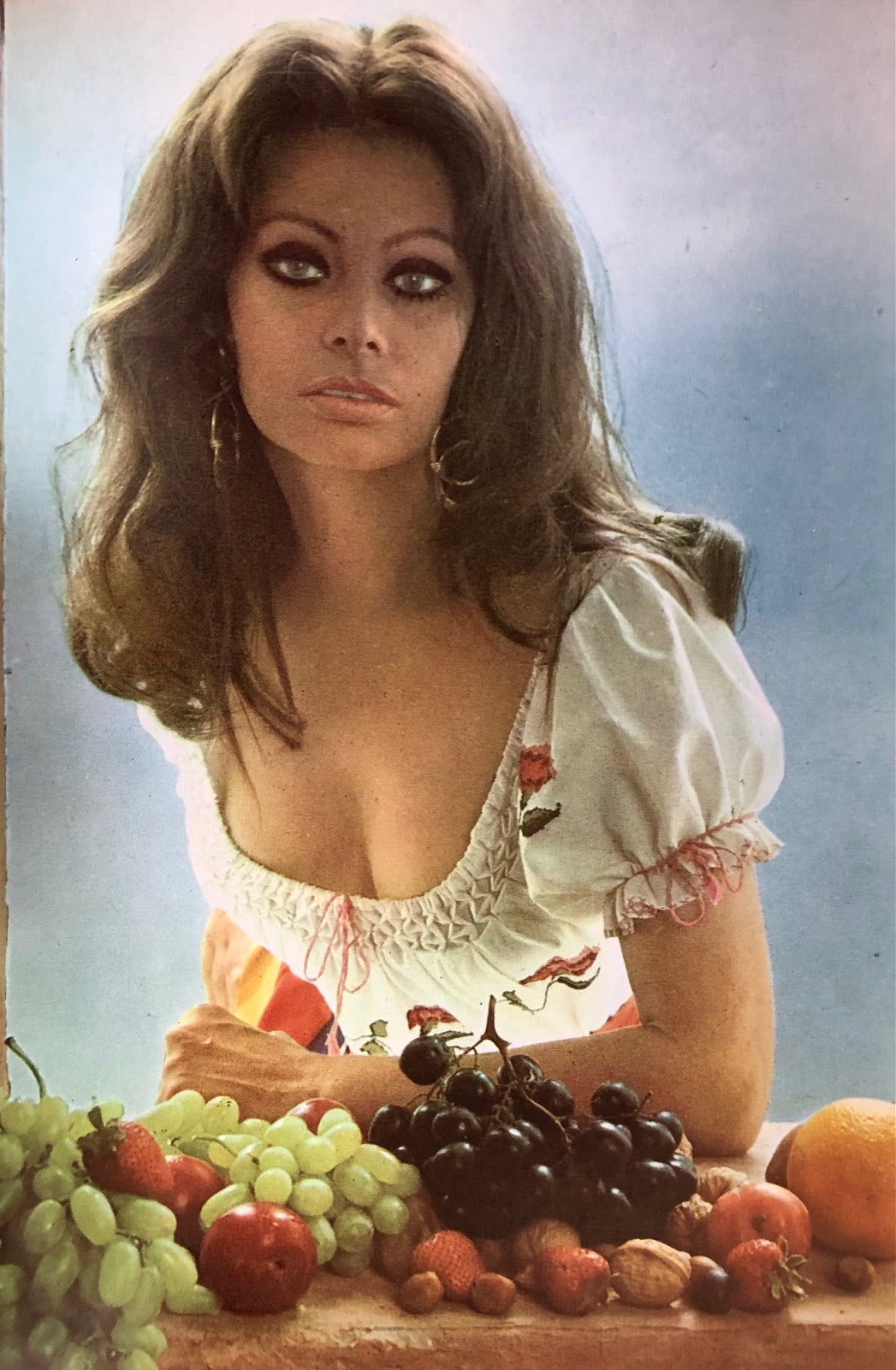 (*NEW ARRIVAL*) (Hollywood) Sophia Loren. In the Kitchen with Love.