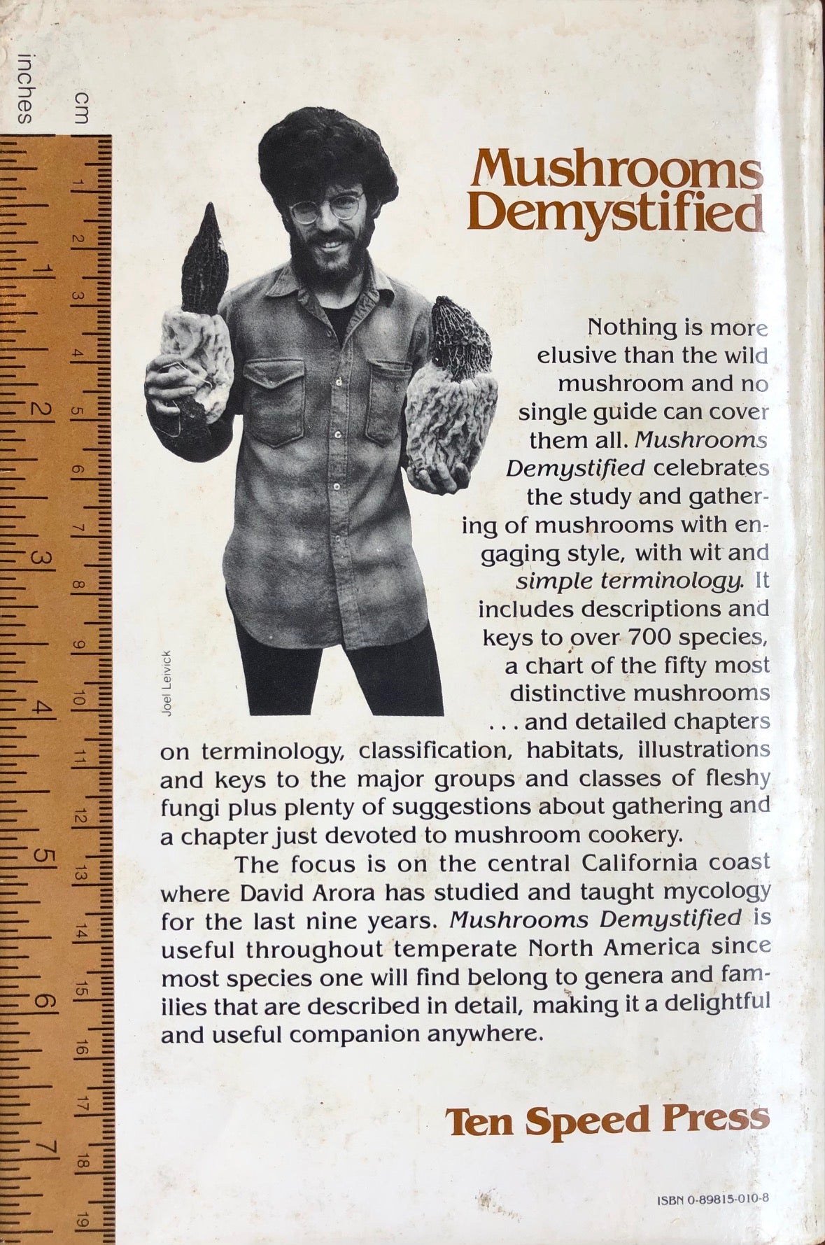 (Mushrooms) David Aurora. Mushrooms Demystified A Comprehensive Guide